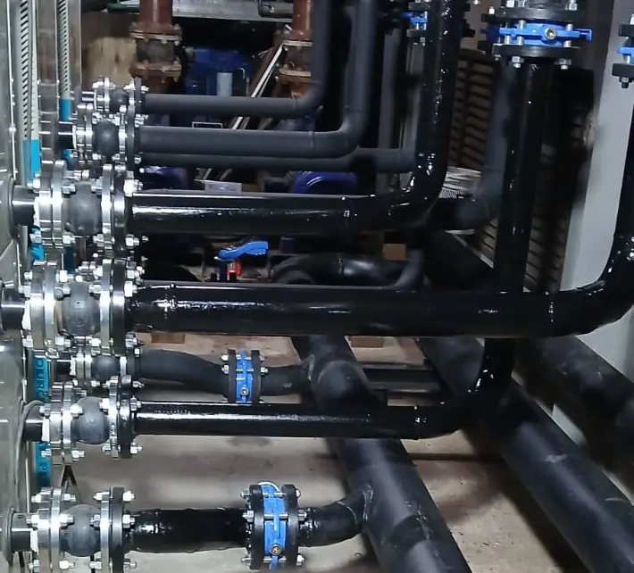 Instalación de red de cañerías industriales para fluidos