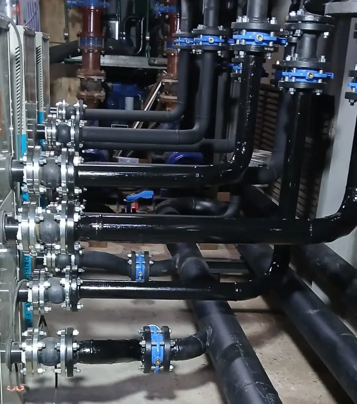Instalación de cañerías en acero al carbono